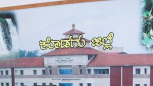 ನೆರೆ ರಾಜ್ಯದಲ್ಲಿ ಕೋವಿಡ್ ಹೆಚ್ಚಳ; ಕೊಡಗು ಜಿಲ್ಲೆಯಲ್ಲಿ ಕಟ್ಟೆಚ್ಚರ 