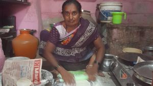 ರಾಯಚೂರು: ಅಂಗವೈಕಲ್ಯವನ್ನು ಮೆಟ್ಟಿ ಬದುಕು ಕಟ್ಟಿಕೊಂಡ ಮಾದರಿ ಮಹಿಳೆ!