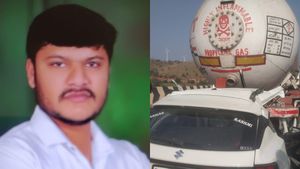 Accident: ನಾಳೆ ನಿಶ್ಚಿತಾರ್ಥವಾಗಬೇಕಿದ್ದ ಹೊಳಲ್ಕೆರೆ ಕೃಷಿ ಅಧಿಕಾರಿ ಇಂದು ದಾರುಣ ಸಾವು 