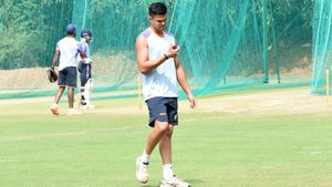  Karnataka vs Goa: ರಣಜಿ ಆಡಲು ಮೈಸೂರಿಗೆ ಬಂದ ಜೂನಿಯರ್ ತೆಂಡೂಲ್ಕರ್: ಮೊದಲ ದಿನ ಕರ್ನಾಟಕ ಮೇಲುಗೈ 