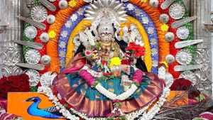  Durgambika Jatra 2024: ದಾವಣಗೆರೆ ಶಕ್ತಿದೇವತೆ ದುರ್ಗಾಂಬಿಕಾ ದೇವಿ ಜಾತ್ರೆಗೆ ಮುಹೂರ್ತ ಫಿಕ್ಸ್‌-ಮಾಹಿತಿ ತಿಳಿಯಿರಿ 