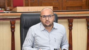 IAS transfer; ಧಾರವಾಡ, ಶಿವಮೊಗ್ಗಕ್ಕೆ ಹೊಸ ಡಿಸಿ 