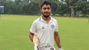  Ranji Trophy: ಸಿಕ್ಸರ್ ವಿಚಾರದಲ್ಲಿ ಹೊಸ ವಿಶ್ವ ದಾಖಲೆ ಬರೆದ ಅಗರ್ವಾಲ್ 