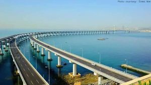  India's longest sea bridge: ₹17,843 ಕೋಟಿ ವೆಚ್ಚದ ಈ ಸೇತುವೆ ಮೇಲೆ ಸಂಚಾರಕ್ಕೆ ಯಾವ್ಯಾವ ವಾಹನಗಳಿಗೆ ಟೋಲ್‌ ದರ ಎಷ್ಟು?