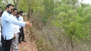 ಮತ್ತೆ ಚಿಗುರೊಡೆದ ಧಾರವಾಡ ಕರ್ನಾಟಕ ವಿವಿ ಕ್ರೀಡಾಂಗಣದ ಕನಸು! 