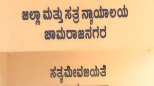  ನಕಲಿ ಅಂಕಪಟ್ಟಿ ಸಲ್ಲಿಸಿ ಗ್ರಾಮ ಲೆಕ್ಕಿಗ ಉದ್ಯೋಗ ಗಿಟ್ಟಿಸಿಕೊಂಡ 8 ಮಂದಿ ಪಾಡೇನಾಯ್ತು ಗೊತ್ತಾ?
