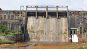 ಭದ್ರಾ ಜಲಾಶಯದಿಂದ ನದಿಗೆ ನೀರು; ರೈತರಿಗೆ ಎಚ್ಚರಿಕೆ 