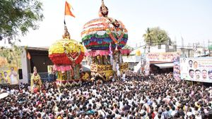 ಶ್ರೀತೇರುಮಲ್ಲೇಶ್ವರ ರಥೋತ್ಸವ: ಮಲ್ಲೇಶ್ವರನ ಮುಕ್ತಿ ಬಾವುಟ ಈ ಬಾರಿ ಎಷ್ಟು ಲಕ್ಷಕ್ಕೆ ಹರಾಜು?