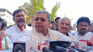  ಸಿಎಂ ಸಿದ್ದರಾಮಯ್ಯ ರಾಜಕೀಯ ಬಿಡುವ ಮಾತನಾಡಿದ್ದೇಕೆ?-ಇಲ್ಲಿದೆ ಮಾಹಿತಿ