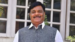  ನಾನು ಲೋಕಸಭಾ ಚುನಾವಣೆಯ ಟಿಕೆಟ್ ಆಕಾಂಕ್ಷಿ ಅಲ್ಲ: ಡಾ. ಮಹದೇವಪ್ಪ ಸ್ಪಷ್ಟನೆ