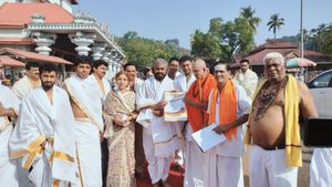 ಈ ಬಾರಿ ಧರ್ಮಸ್ಥಳದ ಶಿವರಾತ್ರಿ ಪಾದಯಾತ್ರೆ ಪ್ಲಾಸ್ಟಿಕ್ ಮುಕ್ತ: ಭಕ್ತರಿಗೆ ಸಚಿವರ ಮನವಿ
