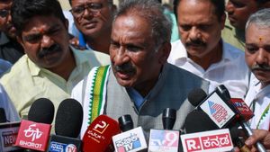 ಕೈ ಕೊಟ್ಟ ಮುಂಗಾರು; ವಿದ್ಯುತ್, ಬೇಡಿಕೆ ಪೂರೈಕೆ ಬಗ್ಗೆ ಸಚಿವರ ಮಾಹಿತಿ 