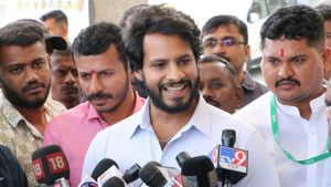 ಮಂಡ್ಯ ಕ್ಷೇತ್ರದಲ್ಲಿ ಸ್ಪರ್ಧೆ; ನಿಖಿಲ್ ಕುಮಾರಸ್ವಾಮಿ ಹೇಳಿಕೆ