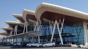  Shivamogga Airport: ಶಿವಮೊಗ್ಗ ವಿಮಾನ ನಿಲ್ದಾಣದಲ್ಲಿ ಡಿಫೆರೆಂಟ್‌ ಕೆಲಸ, ತಿಂಗಳ ಸಂಬಳ ಎಷ್ಟು?-ಮಾಹಿತಿ ತಿಳಿಯಿರಿ