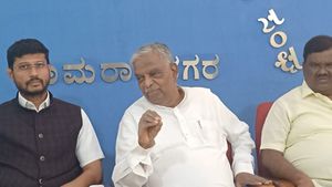  Lok Sabha election 2024: ನನ್ನ ಅಳಿಯಂದಿರಿಬ್ಬರೂ ಚಾಮರಾಜನಗರ ಕ್ಷೇತ್ರದ ಆಕಾಂಕ್ಷಿಗಳು: ಸಂಸದ ಶ್ರೀನಿವಾಸಪ್ರಸಾದ್ 