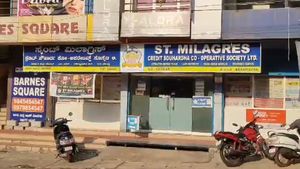 ಸಹಿ ಹಾಕುವ ಮುನ್ನ ಎಚ್ಚರ: ಇದು ಅಮಾಯಕರನ್ನು ಅಪರಾಧಿ ಸ್ಥಾನದಲ್ಲಿ ನಿಲ್ಲಿಸಿದ ಕೇಸ್‌