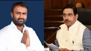 Vinod Asuti: 'ಇವಿಎಂ' ಹ್ಯಾಕ್ ಮಾಡಬಹುದು?: ಮೊದಲ ಪ್ರತಿಕ್ರಿಯೆಯೆಲ್ಲೇ ಕೇಂದ್ರ ಸಚಿವರಿಗೆ ಟಾಂಗ್ ಕೊಟ್ಟ 'ಕೈ' ಅಭ್ಯರ್ಥಿ