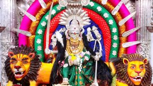  Durgambika Jatra 2024: ದಾವಣಗೆರೆ ಶಕ್ತಿ ದೇವತೆ ದುರ್ಗಾಂಬಿಕಾ ದೇವಸ್ಥಾನದ ಆವರಣದಲ್ಲಿ ಮೌಢ್ಯಾಚರಣೆಗೆ ನಿಷೇಧ