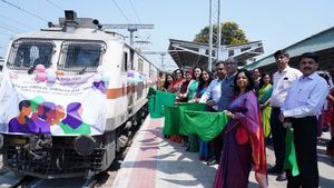 Women's Day 2024: ವಿನೂತನವಾಗಿ ಮಹಿಳಾ ದಿನಾಚರಣೆ ಚರಿಸಿದ ನೈಋತ್ಯ ರೈಲ್ವೆ