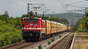 Konkan Railway: ಭಾರತೀಯ ರೈಲ್ವೆಯೊಂದಿಗೆ ಕೊಂಕಣ ರೈಲ್ವೇ ವಿಲೀನಕ್ಕೆ ಹೆಚ್ಚಿದ ಒತ್ತಡ