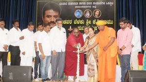  Lok Sabha Election 2024: ಕೆ.ಶಿವರಾಂ ಪತ್ನಿ ರಾಜಕೀಯಕ್ಕೆ ಬರುವ ನಿರ್ಧಾರ ಮಾಡಿದ್ದೇಕೆ?-ಟಿಕೆಟ್‌ ನೀಡುತ್ತಾ ಬಿಜೆಪಿ?