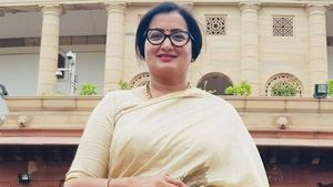 Sumalatha: ಏಪ್ರಿಲ್ 3ರಂದು ನಾನು ನನ್ನ ನಿರ್ಧಾರ ತಿಳಿಸುತ್ತೇನೆಂದ ಸಂಸದೆ ಸುಮಲತಾ.. 