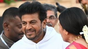  Shiva Rajkumar: ಶಿವಮೊಗ್ಗ ಬಿಜೆಪಿ ಭದ್ರಕೋಟೆ ಎಂದೇನಿಲ್ಲ, ಯಾವ ಭದ್ರಕೋಟೆಯಾದರೂ ಬದಲಾಗುತ್ತದೆ: ನಟ ಶಿವಣ್ಣ ಹೀಗೆ ಹೇಳಿದ್ಯಾಕೆ?