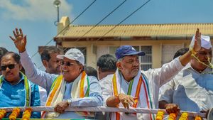 Vokkaliga and Congress: ಒಕ್ಕಲಿಗ ಮಠಗಳಿಗೆ ಕಾಂಗ್ರೆಸ್‌ ನಾಯಕರು ದೌಡು... ಅಂತರಿಕ ಸಮೀಕ್ಷೆಯಲ್ಲಿ ಅಂತದ್ದೇನಿದೆ?