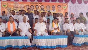  ಮುಂದಿನ ಪ್ರಧಾನಿ ಯಾರಾಗ್ತಾರೆ ಎಂದು ಸ್ಫೋಟಕ ಭವಿಷ್ಯ ನುಡಿದ ಮಾಜಿ ಸಿಎಂ  