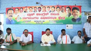 ಪರ್ಯಾಯ ಮಠ ಹುಟ್ಟುಹಾಕಿದವರ್ಯಾರು? ಜೆಡಿಎಸ್‌ ವಿರುದ್ಧ ಚೆಲುವರಾಯಸ್ವಾಮಿ ಆಕ್ರೋಶ