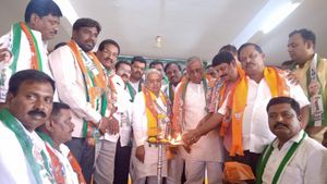 21ನೇ ಶತಮಾನದಲ್ಲಿ ಅಕ್ಕಿ, ಬೇಳೆ, ರಾಗಿ ಮೊಟ್ಟೆ ನಡೆಯಲ್ಲ, ಅಭಿವೃದ್ಧಿ ಬೇಕಾಗಿದೆ: ಹೀಗೆ ಹೇಳಿದ್ದು ಯಾರು ಹಾಗೂ ಯಾಕೆ?