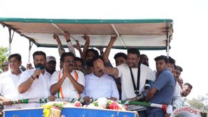  ಮಂಡ್ಯದಲ್ಲಿ ಕಾಂಗ್ರೆಸ್ ಅಭ್ಯರ್ಥಿ ಪರ ಪ್ರಚಾರ: ಕಾರಣ ತಿಳಿಸಿದ ಚಾಲೆಂಜಿಂಗ್ ಸ್ಟಾರ್ ದರ್ಶನ್