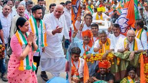 Lok Sabha Election 2024: ಪ್ರಚಾರಕ್ಕೆ ಅಡ್ಡಿ ಪಡಿಸುತ್ತಿದೆ ರಣಬಿಸಿಲು: ಧಗೆಗೆ ರಾಜಕಾರಣಿಗಳು ಕಾಂಗಾಲು 