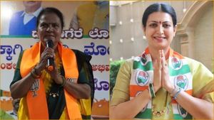 Lok Sabha Election: ದಾವಣಗೆರೆಯಲ್ಲಿ ಹಳೆಯ ರಾಜಕೀಯ ಕುಟುಂಬಗಳ ಮಹಿಳಾ ಮಣಿಗಳ ಸ್ಪರ್ಧೆ: ಕುತೂಹಲ ಹೆಚ್ಚಿಸಿದೆ ಸ್ಪರ್ಧೆ 