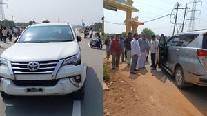  BREAKING: ಮಾಧುಸ್ವಾಮಿ ಕಾರು ಅಪಘಾತ.!