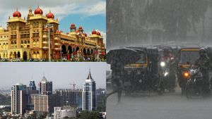  Karnataka Rain: ಇಂದು ಬೆಂಗಳೂರು ಸೇರಿದಂತೆ ಹಲವು ಜಿಲ್ಲೆಗಳಲ್ಲಿ ಭಾರೀ ಮಳೆ ಮುನ್ಸೂಚನೆ 