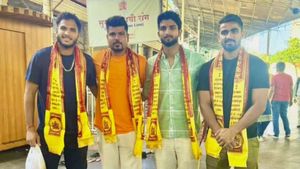  RCB: ಸತತ ಸೋಲಿನ ಬಳಿಕ ದೇವರ ಮೊರೆ ಹೋದ ಆರ್‌ಸಿಬಿ ಆಟಗಾರರು