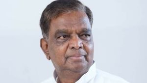  Srinivasa Prasad: ವಿ.ಶ್ರೀನಿವಾಸ ಪ್ರಸಾದ್ ಅಂತಿಮ ದರ್ಶನ ಎಲ್ಲಿ? ಬೆಂಬಲಿಗರು, ಅಭಿಮಾನಿಗಳು ಹೇಳೋದೇನು?