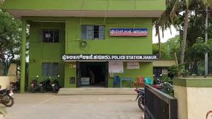  ಮಾಜಿ ಶಾಸಕ ಯತೀಂದ್ರ ಸಿದ್ದರಾಮಯ್ಯ ವಿರುದ್ಧ ದೂರು, ಯಾಕೆ?-ಇಲ್ಲಿದೆ ಮಾಹಿತಿ