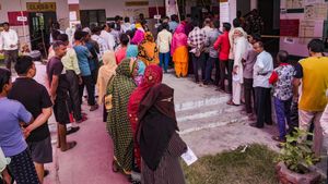 Lok Sabha Election: ಬೆಸಿಗೆಯ ಧಗೆಗೆ ಜನ ಕಂಗಾಲು:  ಉತ್ತರ ಕರ್ನಾಟಕದಲ್ಲಿ ಬೆಳಗ್ಗೆ ಮತದಾನ ಚುರುಕು 