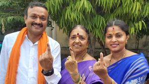 ಈಗ ಸಕ್ಕರೆಯ ಸುದ್ದಿಯೊಂದೆ ಬಾಕಿ: ಈಶ್ವರಪ್ಪ ಪುತ್ರನ ಪೋಸ್ಟ್ ವೈರಲ್ 