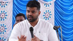 Prajwal Revanna Case: ಮೇ 31ರ ಮೊದಲು ಪ್ರಜ್ವಲ್‌ ರೇವಣ್ಣ ದೇಶಕ್ಕೆ ಬರಲೇಬೇಕು! ಏಕೆ ಗೊತ್ತಾ?