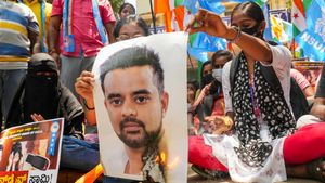 Prajwal Revanna case: ನಮ್ಮ ನಡಿಗೆ ಹಾಸನದ ಕಡೆಗೆ ಎಂದ 'ನಾವೆದ್ದು ನಿಲ್ಲದಿದ್ದರೆ' ಸಂಘಟನೆ 
