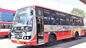 Ashwamedha Bus: ಕೆಎಸ್‌ಆರ್‌ಟಿಸಿಗೆ ಅಶ್ವಮೇಧ ಬಲ- ಚಿಕ್ಕಬಳ್ಳಾಪುರ ವಿಭಾಗಕ್ಕೆ 35 ಬಸ್- ಕಿಮೀಗೆ 55ರೂ. ಆದಾಯ