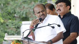  ಕಾವೇರಿ ವಿಚಾರದಲ್ಲಿ ರಾಜ್ಯಕ್ಕೆ ಆಗಿರುವ ಅನ್ಯಾಯ ಸರಿಪಡಿಸಲು ಕ್ರಮ; ಎಚ್‌ಡಿಕೆ ಭರವಸೆ