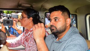 Prajwal Revanna: ಪ್ರಜ್ವಲ್ ರೇವಣ್ಣ ಜಾಮೀನು ಅರ್ಜಿ ವಜಾ 