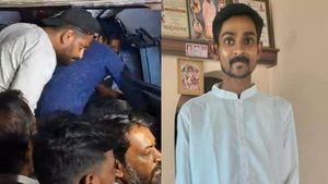  Darshan Thoogudeepa Case: ಚಿತ್ರದುರ್ಗಕ್ಕೆ ರೇಣುಕಾಸ್ವಾಮಿ ಮೃತದೇಹ ಆಗಮನ