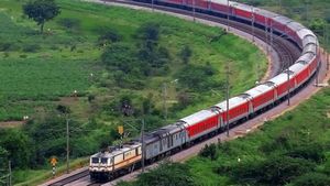 South Western Railway: ಜುಲೈನಿಂದ ಹಲವು ರೈಲುಗಳ ಸಂಚಾರ ರದ್ದು, ಮಾರ್ಗ ಬದಲಾವಣೆಯ ಮಾಹಿತಿ