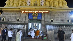 Chamundi Hills: ಚಾಮುಂಡಿ ಬೆಟ್ಟದಲ್ಲಿ ಖಾಸಗಿ ವಾಹನಗಳಿಗೆ ಪ್ರವೇಶ ನಿಷೇಧ