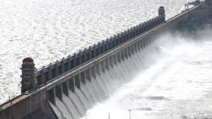 Tungabhadra Dam: ತುಂಗಭದ್ರಾ ಜಲಾಶಯಕ್ಕೆ ಒಳಹರಿವು ಹೆಚ್ಚಳ; ಪ್ರವಾಹ ಎದುರಿಸಲು ಮುಂಜಾಗ್ರತಾ ಕ್ರಮಗಳೇನು?